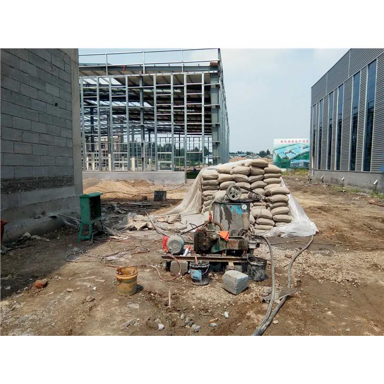 皂市镇地基下沉注浆加固施工